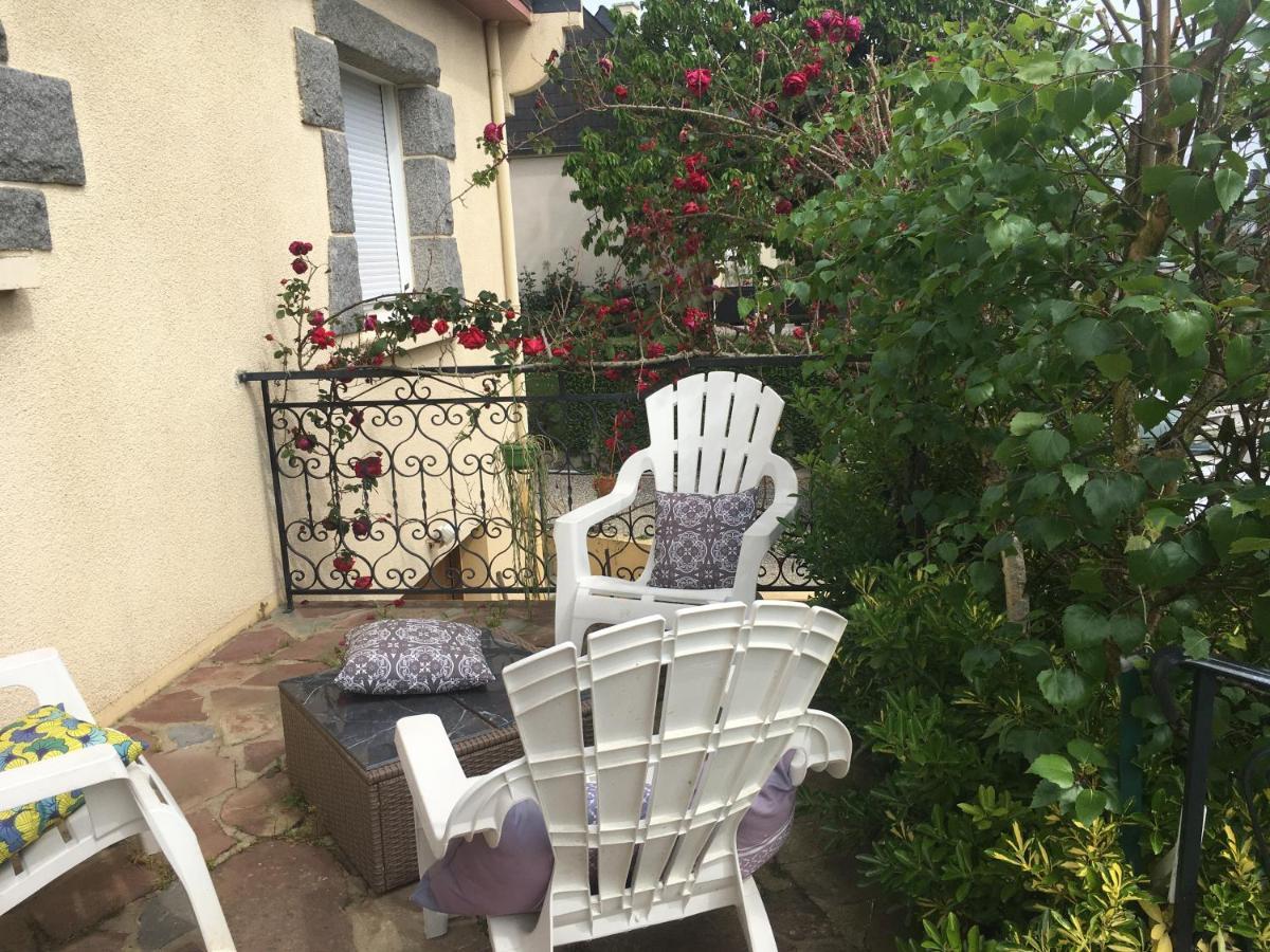 Studio Paisible Et Balneo Vezin-le-Coquet Exterior photo